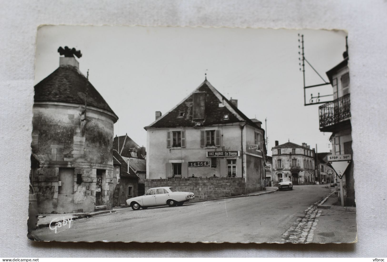 Cpm, Courson les Carrières, la grande rue, Yonne 89