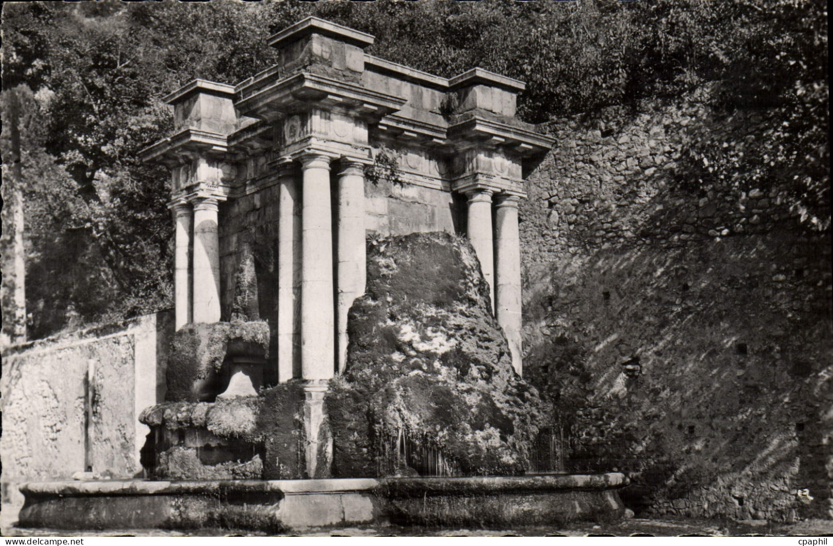 CPM Digne La Grande Fontaine