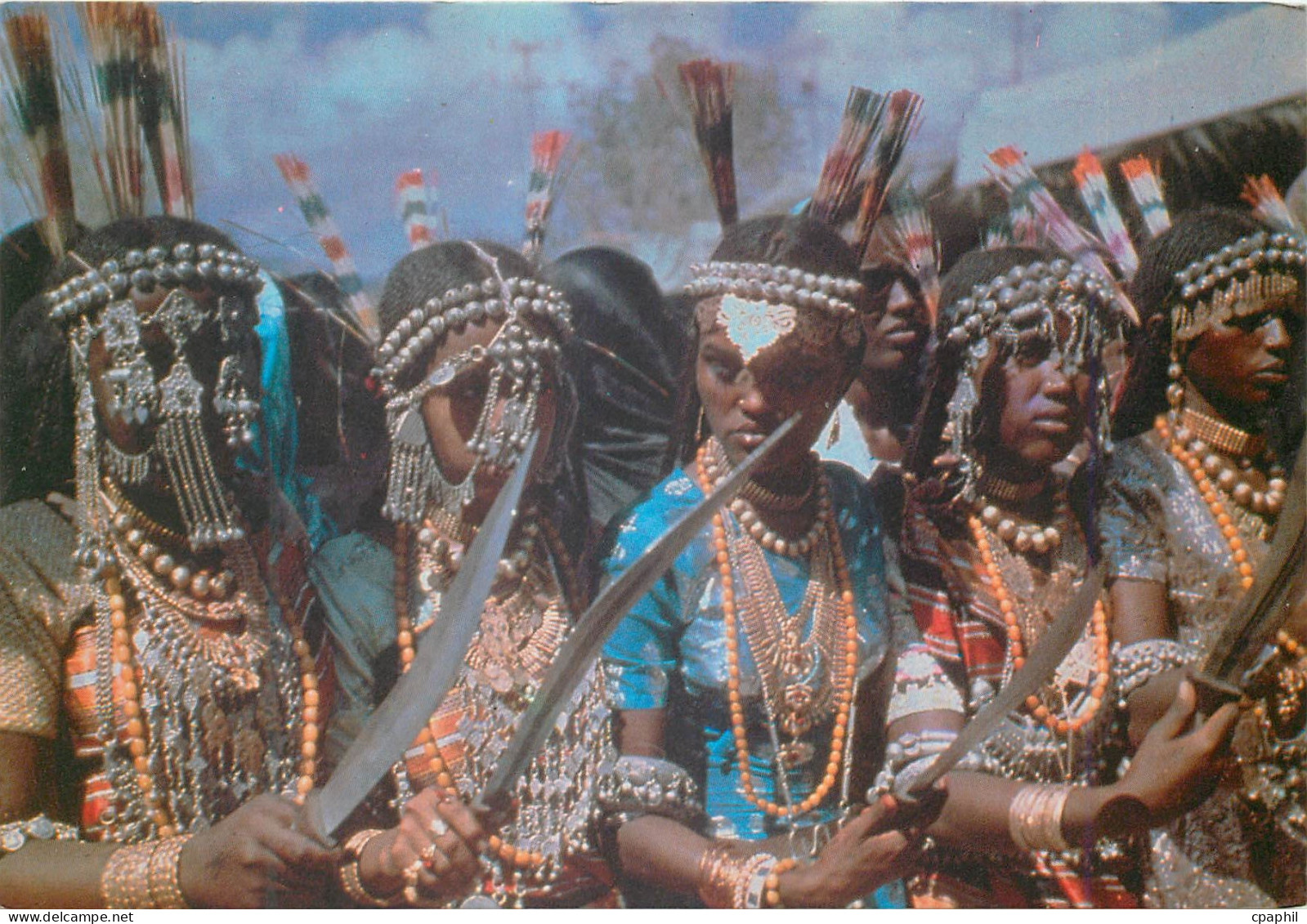 CPM Djibouti Republique de Djibouti Costumes de fete
