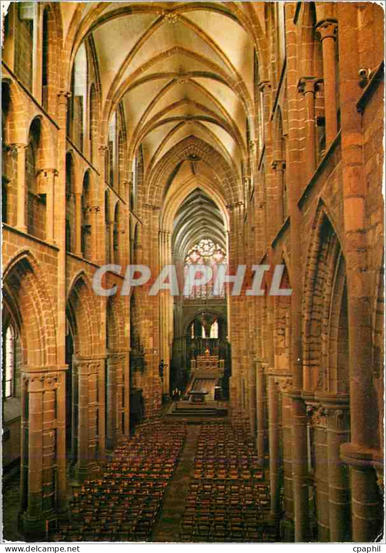 CPM Dol de Bretagne Le Chatedrale