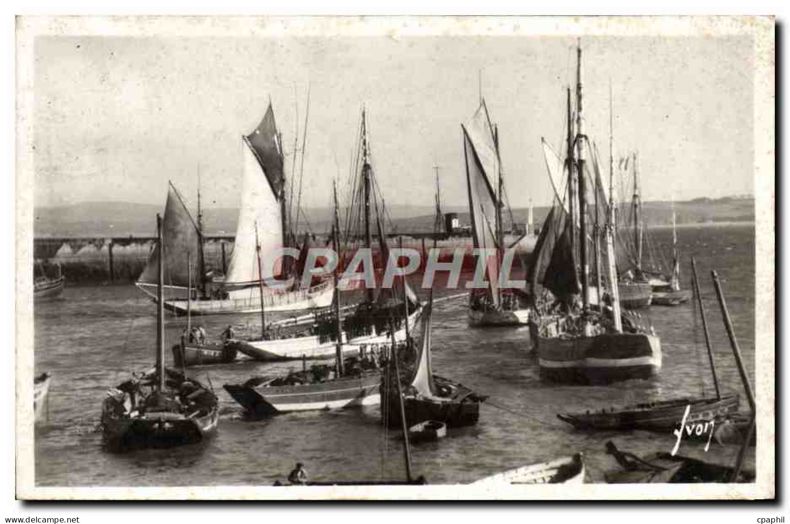 CPM Douarnenez Bateaux