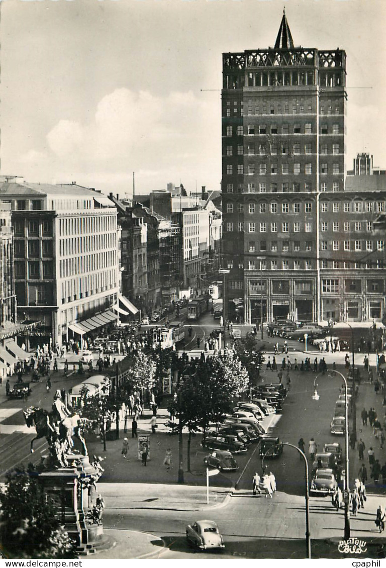 CPM Dusseldorf am Wilhelm Marx Haus
