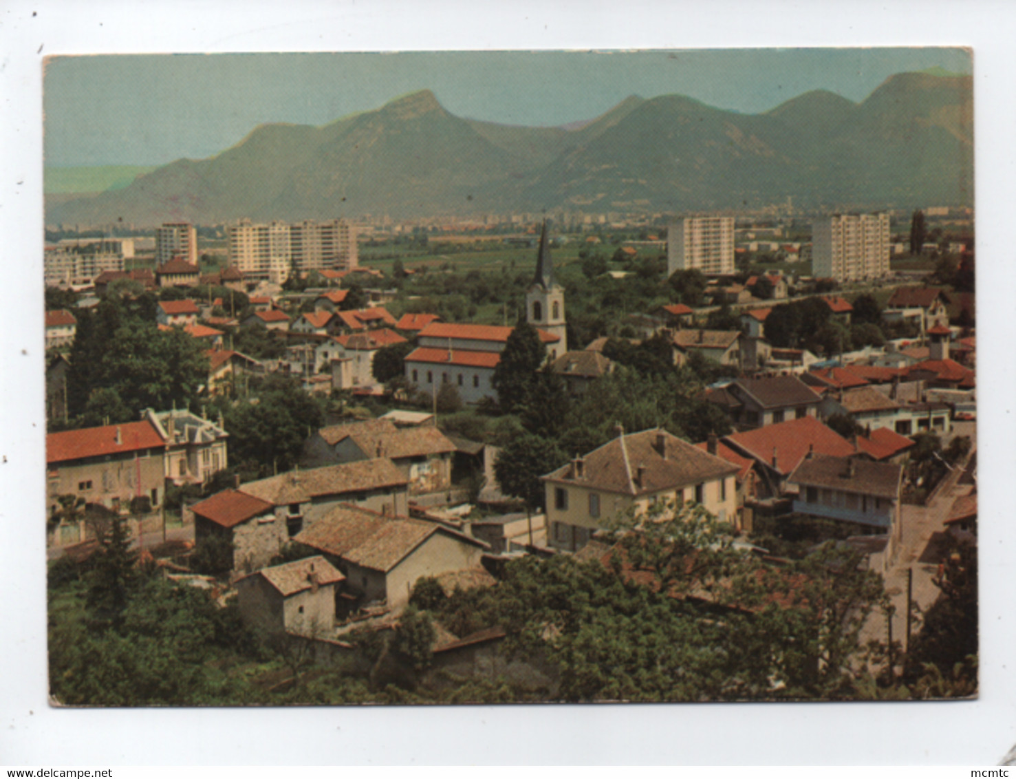 CPM -   Echirolles  - Village  -  Vue générale