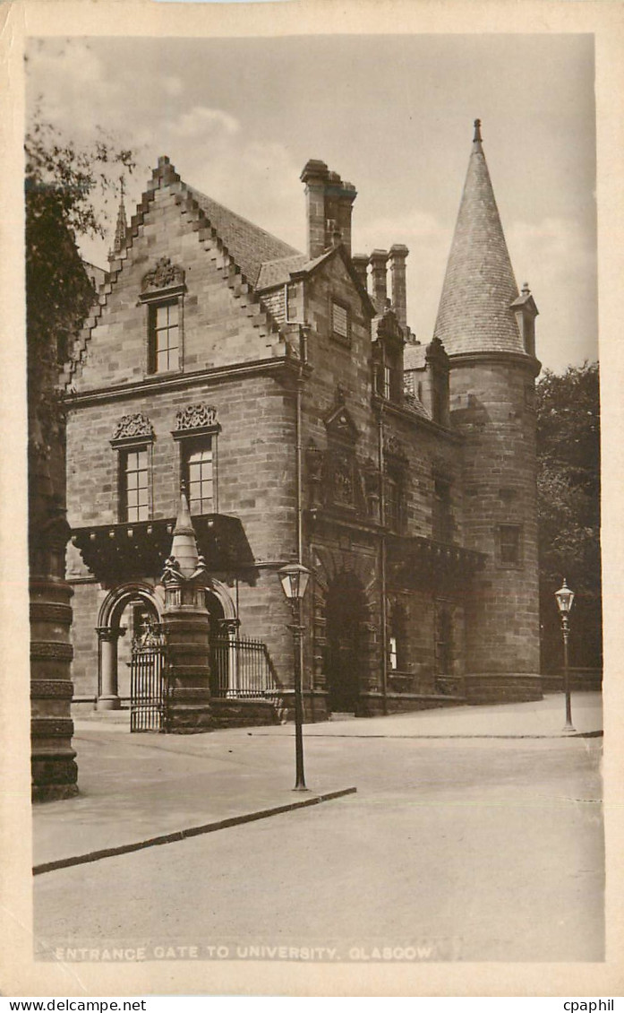 CPM Entrance gate to University Glasgow