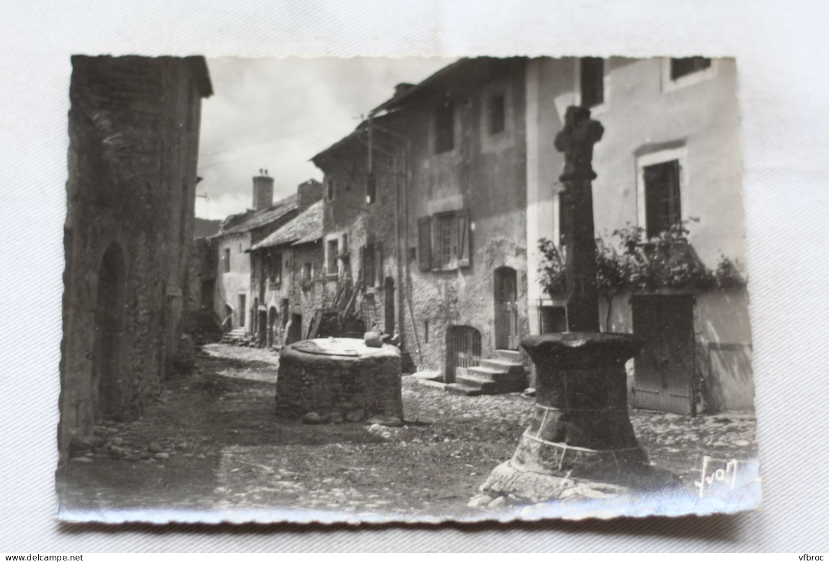 Cpm, Flaujac, vieille rue, Aveyron 12