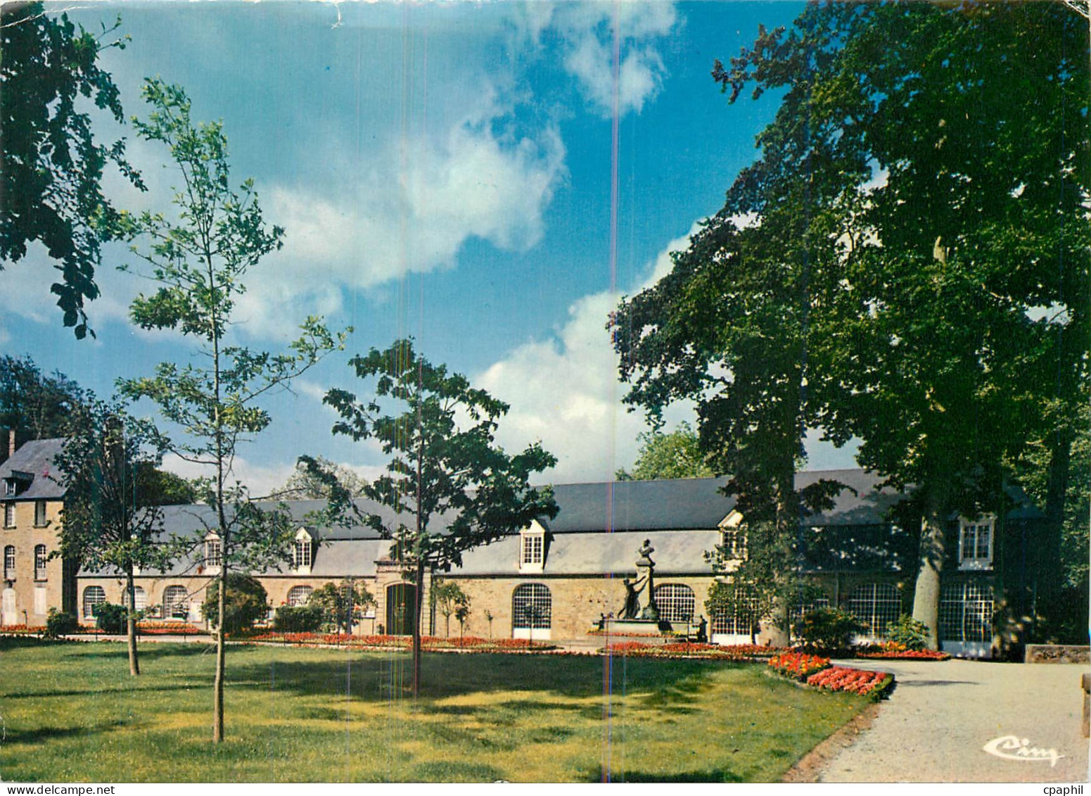 CPM Flers (Orne) La Bibliotheque