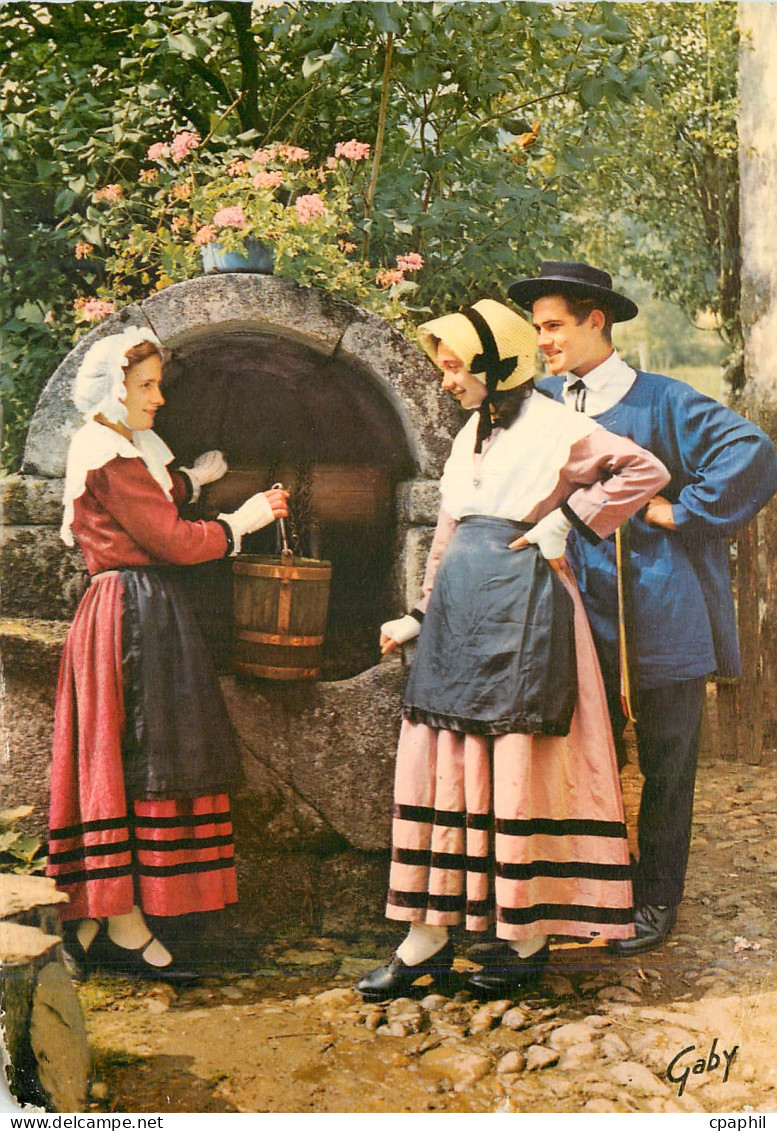 CPM Folklore de France Le Limousin Groupe folklorique