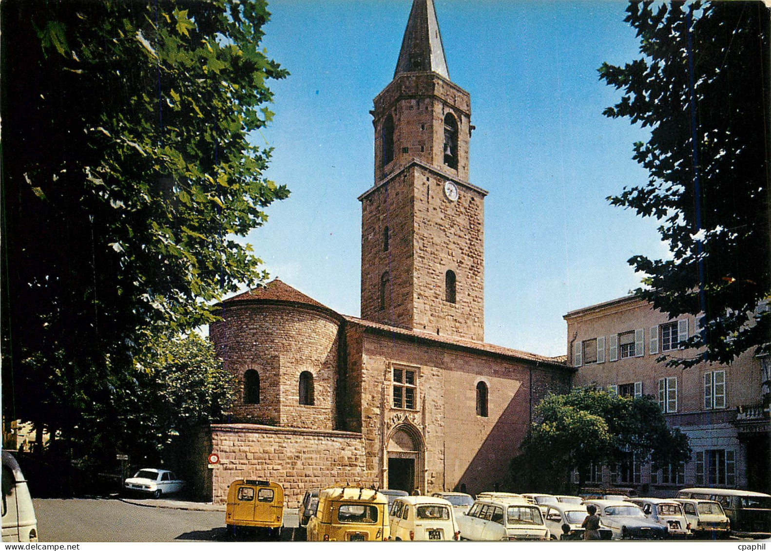 CPM Frejus La Cathedrale