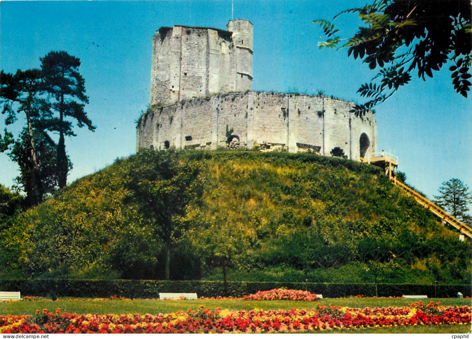 CPM Gisors Le Chateau