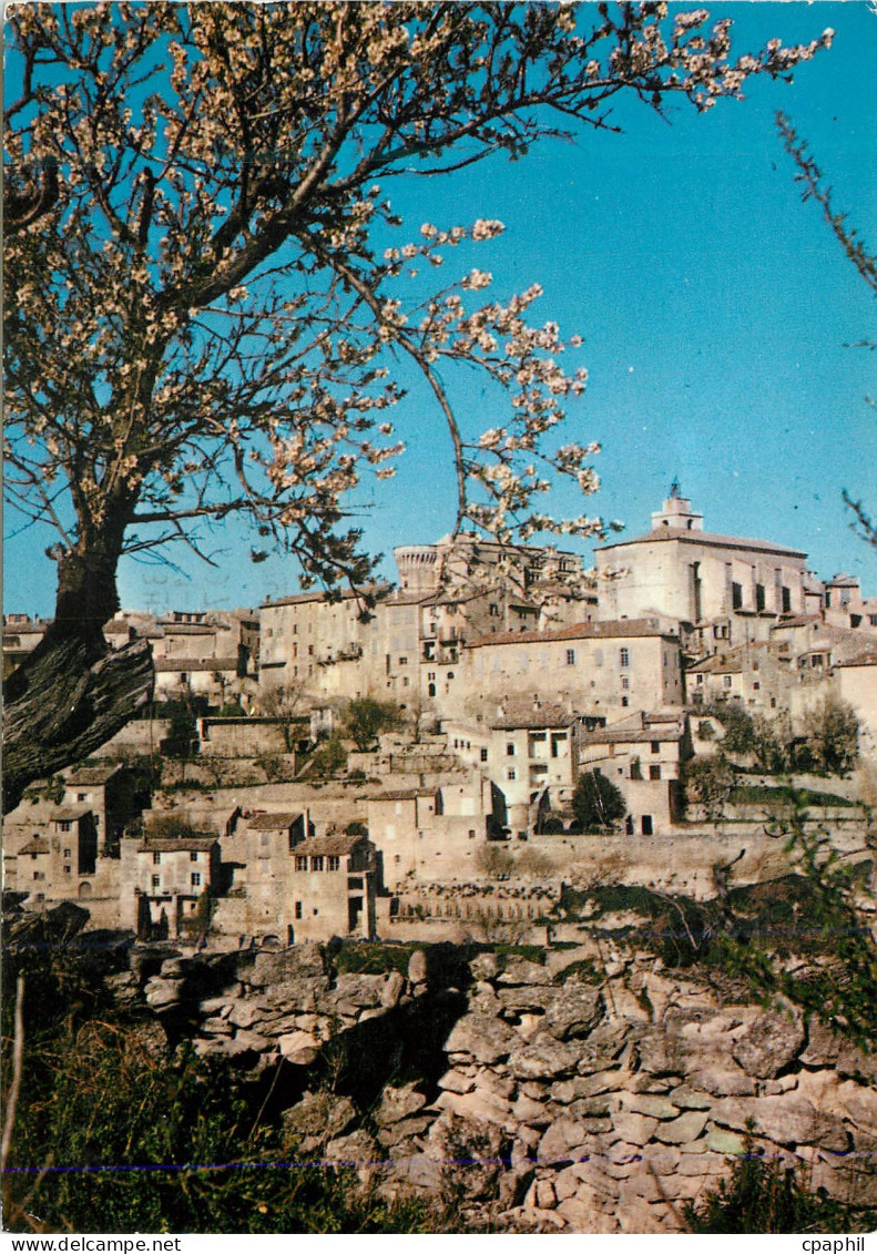 CPM Gordes (Vaucluse) vue Generale au Printemps