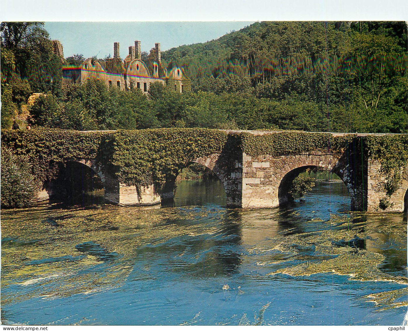 CPM Gouarec Le vieux port et les ruines de l'Abbaye de Bon Repos (Fondee en 1184)