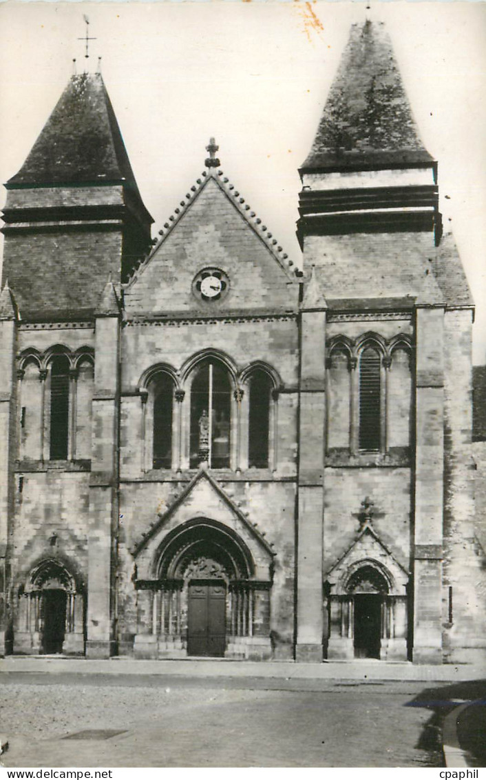 CPM Gournay en Bray (SMme) L'Eglise St Hildevert