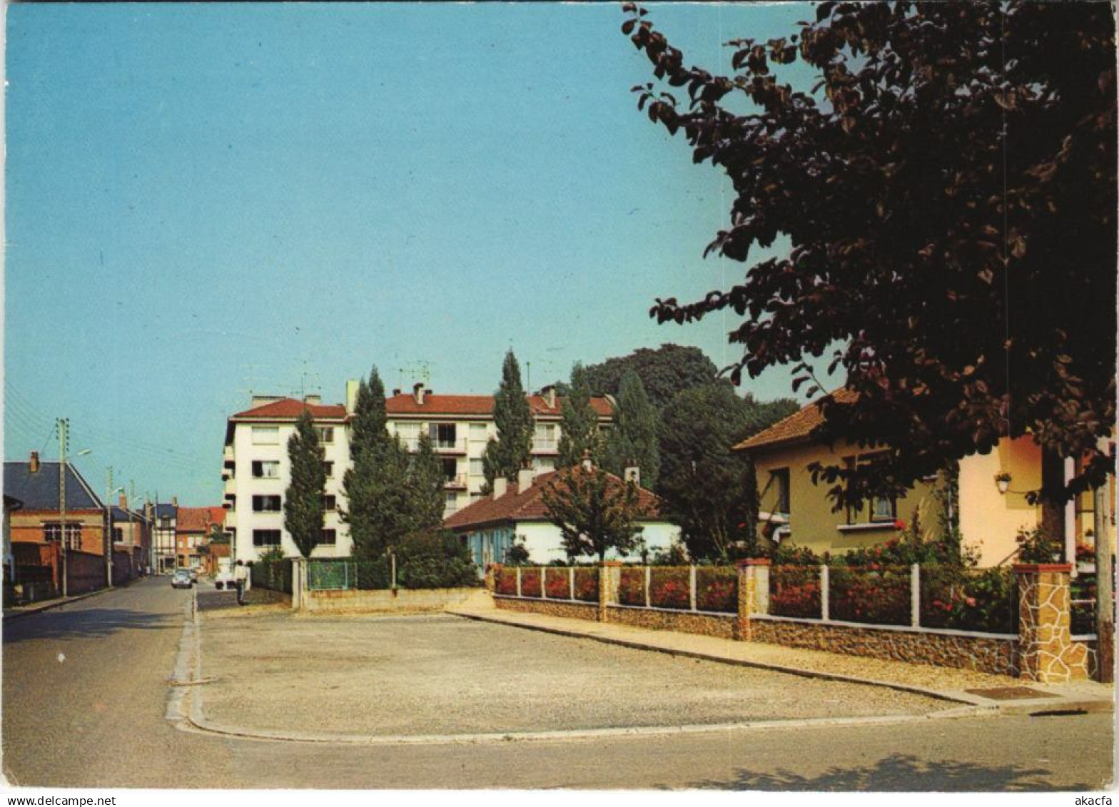 CPM Grandvilliers Rue (19868)