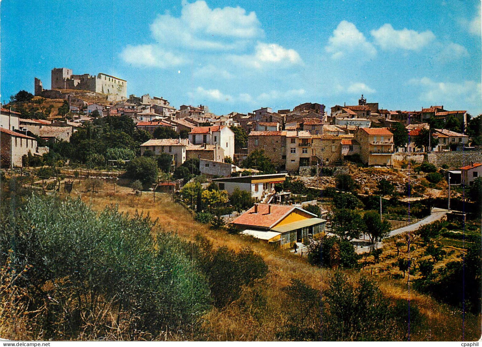 CPM Greoux les Bains Basses Alpes La Ville dominee par le Chateau des Templiers