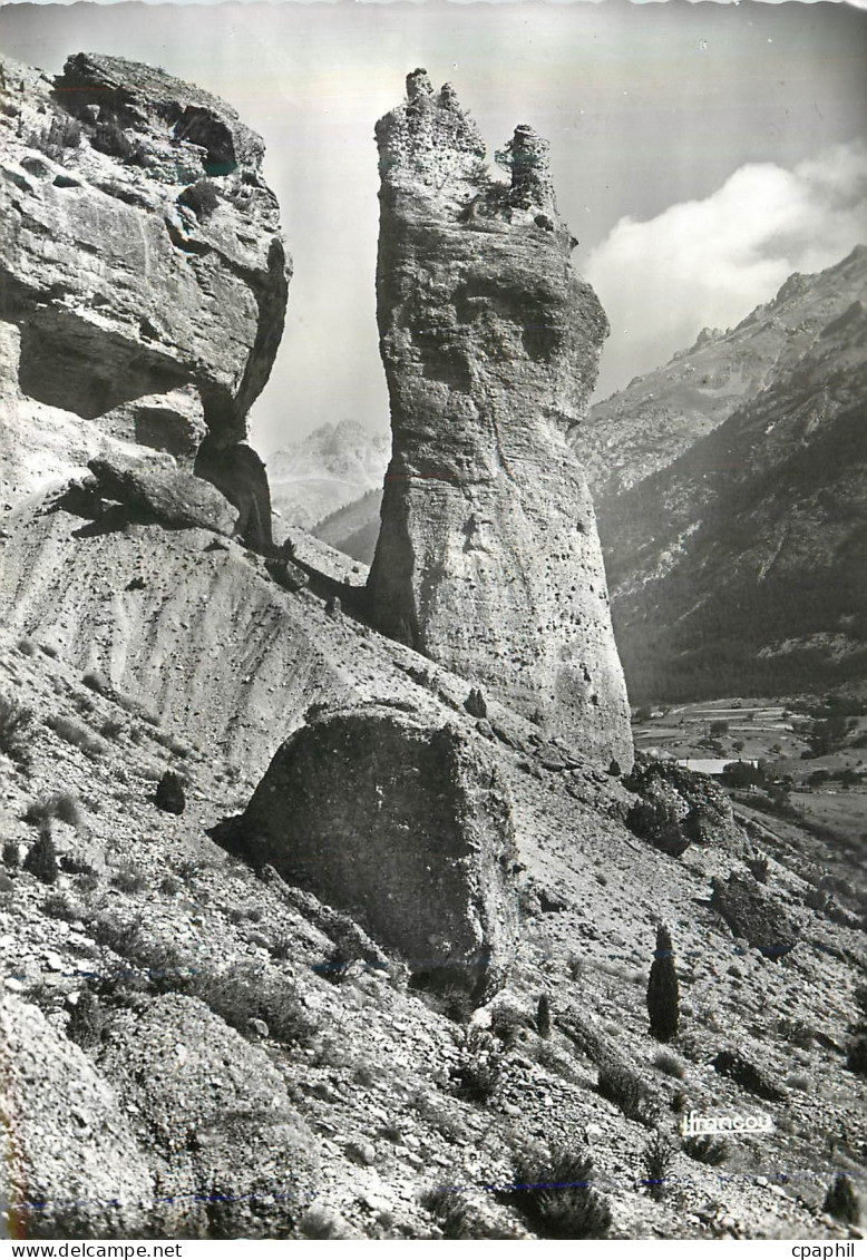 CPM Guillestre (987m) la Main du Titan