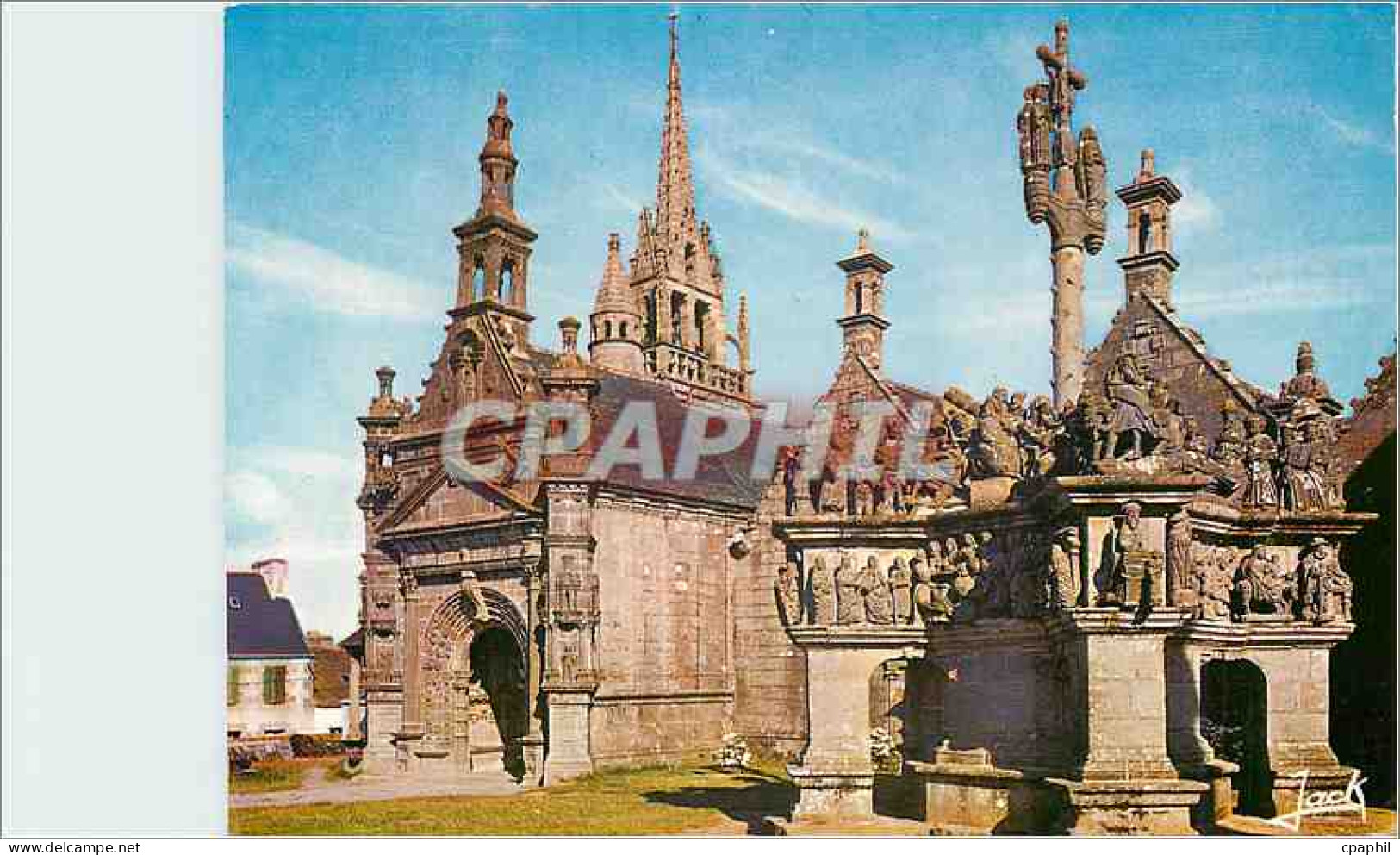 CPM Guimiliau Le Calvaire