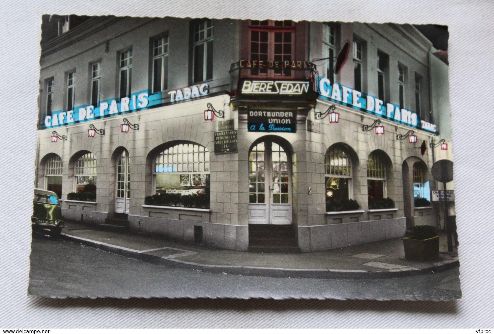 Cpm, Hirson, café de Paris, tabacs, Aisne 02