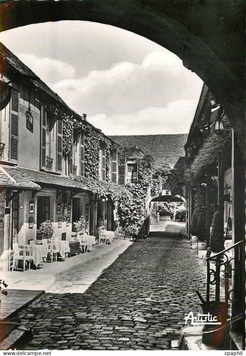 CPM Hostellerie de la poste Avallon (France)