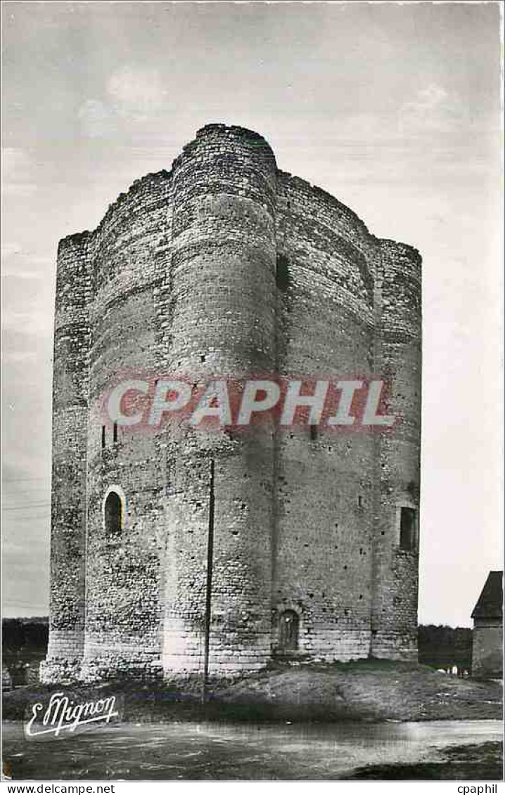 CPM Houdan S et O La Tour feodale