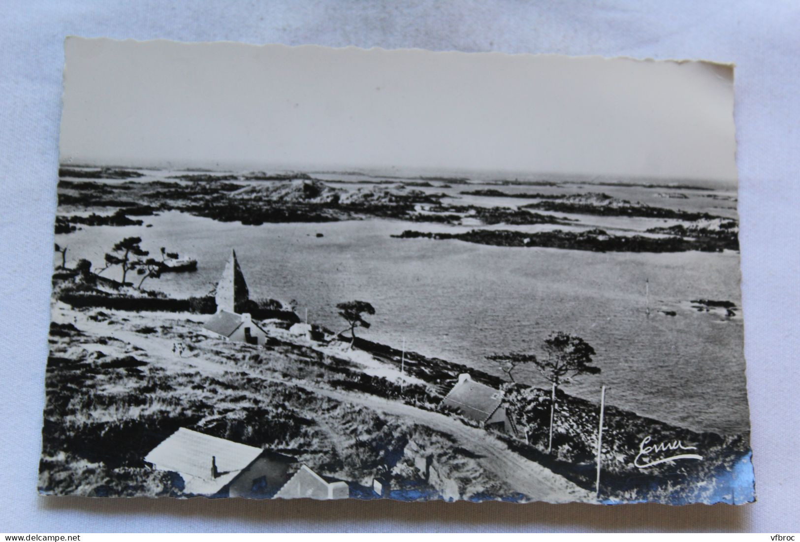 Cpm, iles Chausey, une partie du Sund vu de la Pyramide, Manche 50