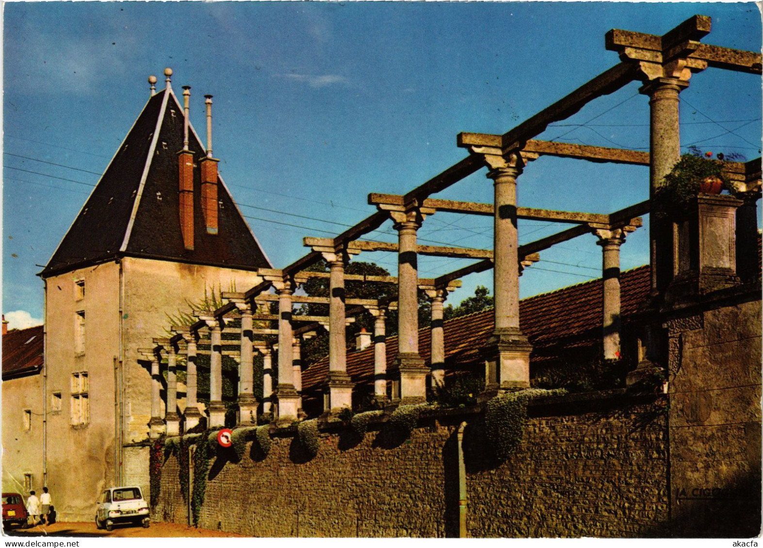 CPM Is sur Tille La Pergola FRANCE (1376177)