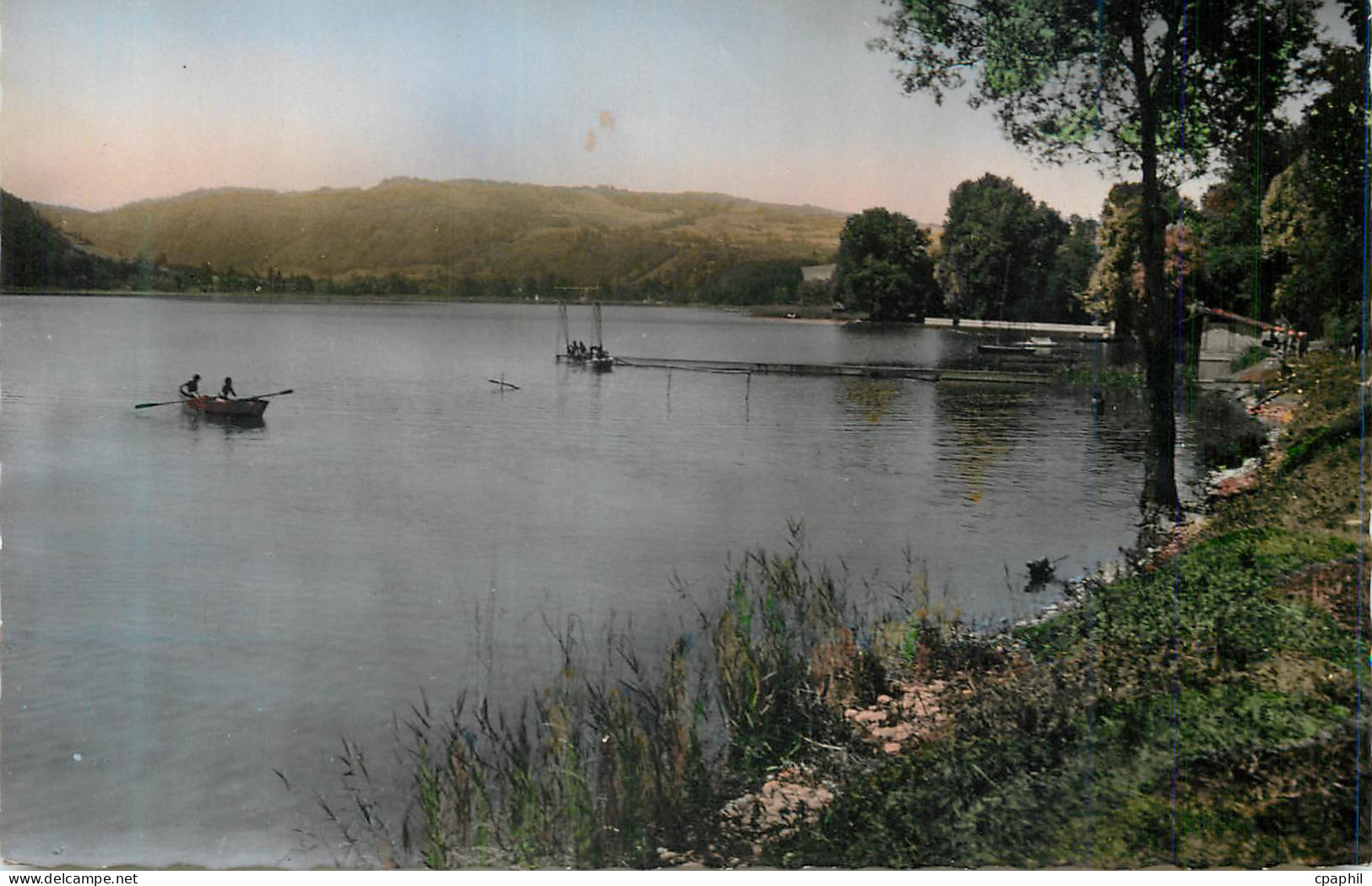 CPM Isere le Lac de Paladru Charavines Plage de vers Ars