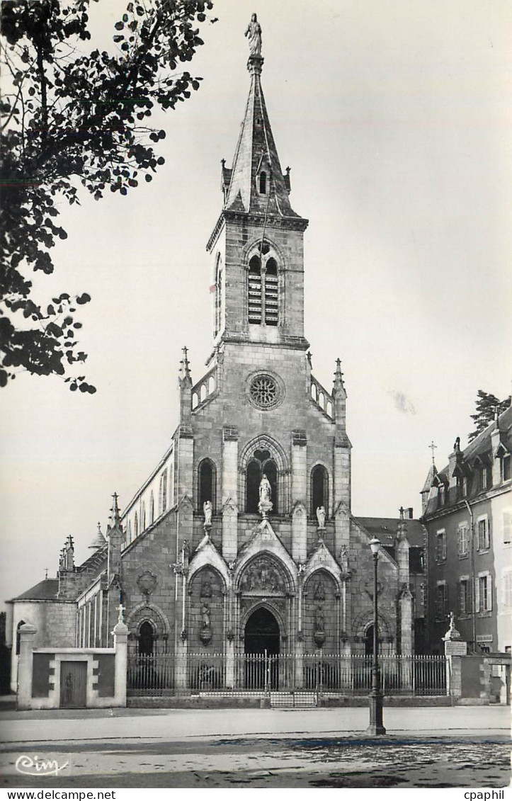 CPM Issoudun Indre Basilique du Sacre Coeur