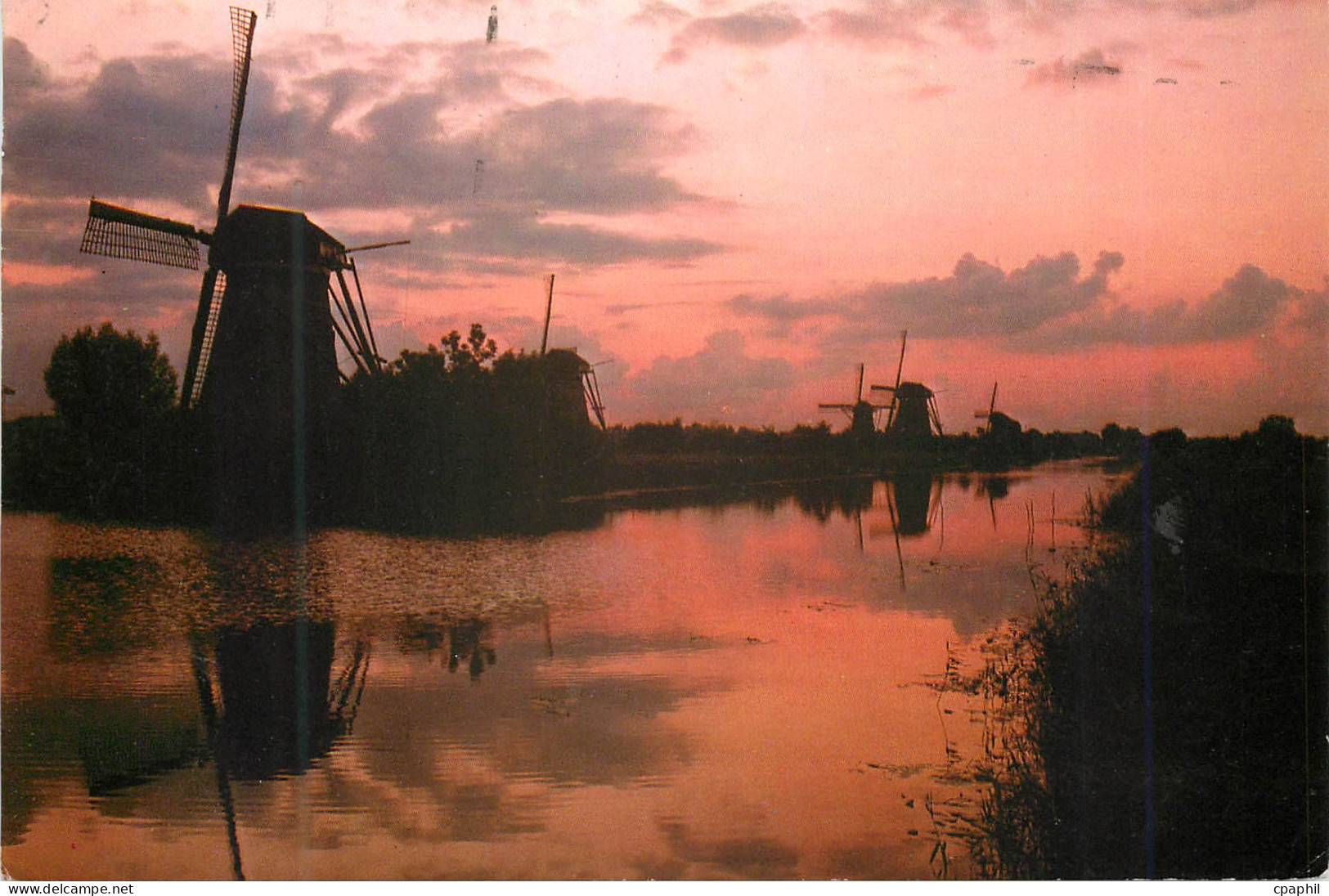 CPM Kinderdijk Holland Drainage mills of the Kinderdijk complex polder The Overwaard Moulin a vent