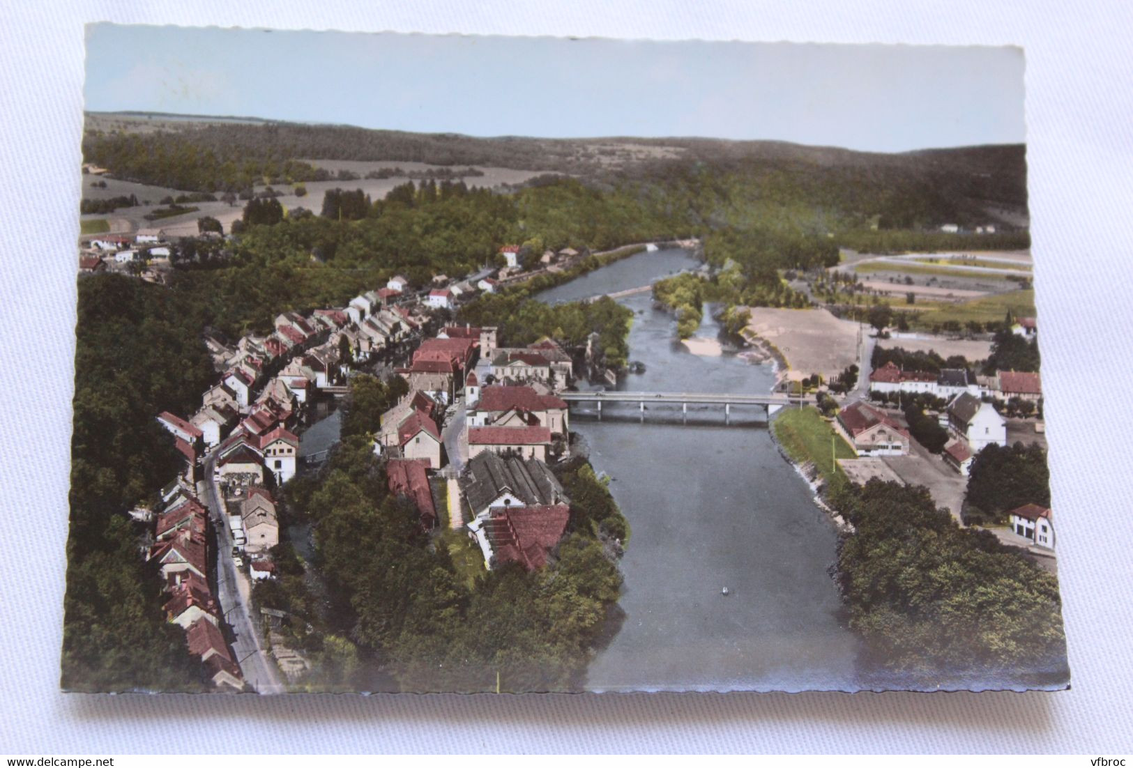 Cpm, l'Isle sur le Doubs, vue aérienne, la vallée du Doubs et la route de Belfort, Doubs 25