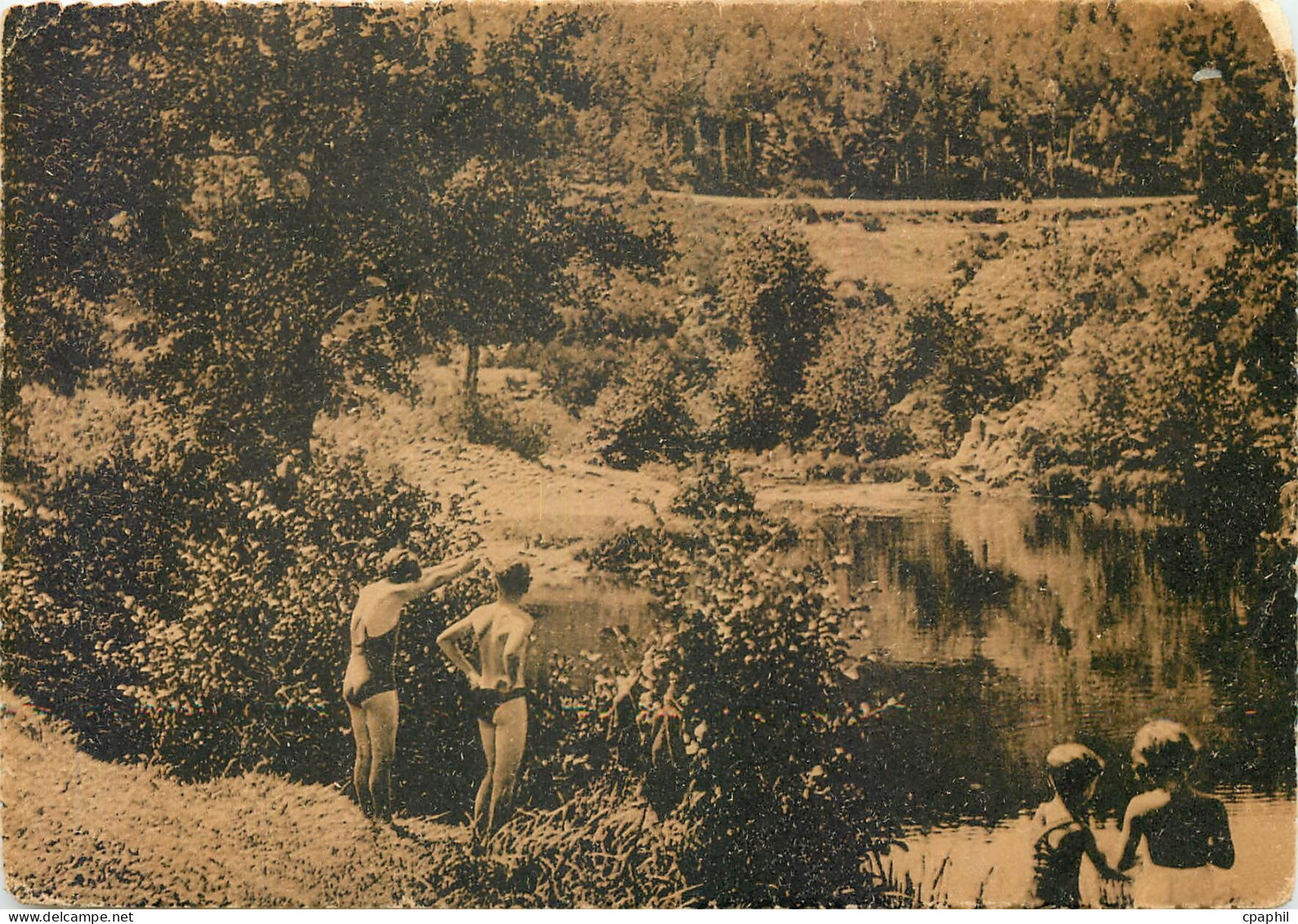 CPM La Belle France Baignade d'enfants sur les bords du Lignon entre Tence et Le Chambon sur Lignon