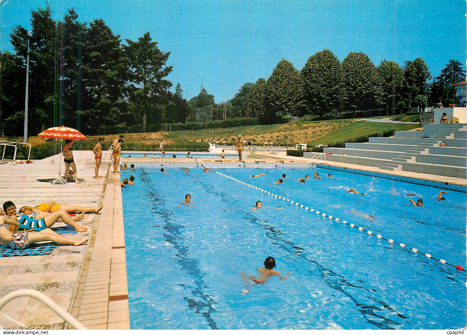 CPM la Chataigneraie (Vendee)  la Piscine