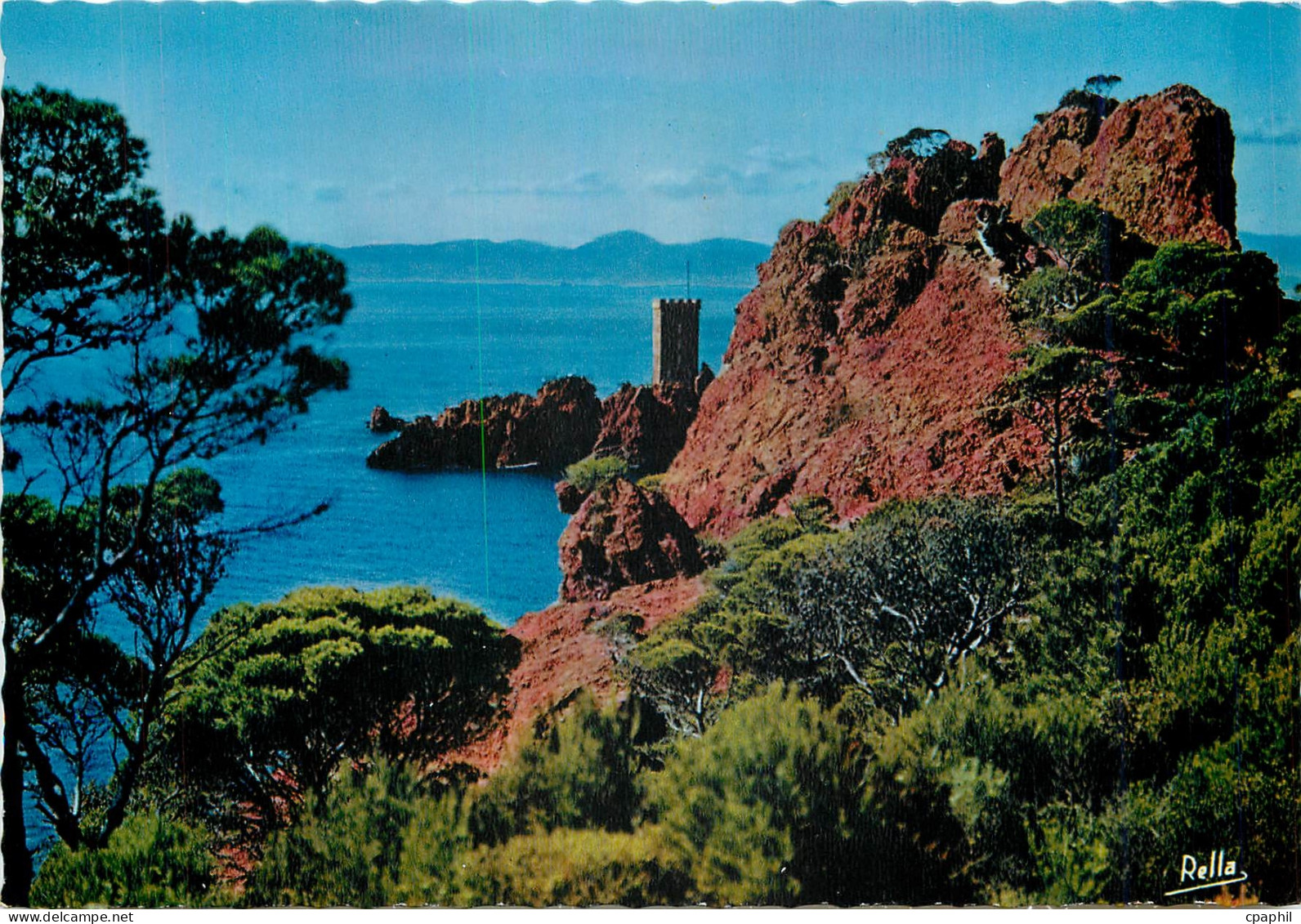 CPM La Corniche d'Or Entre Agay et Saint Raphael le Dramont Var l'ile d'Or