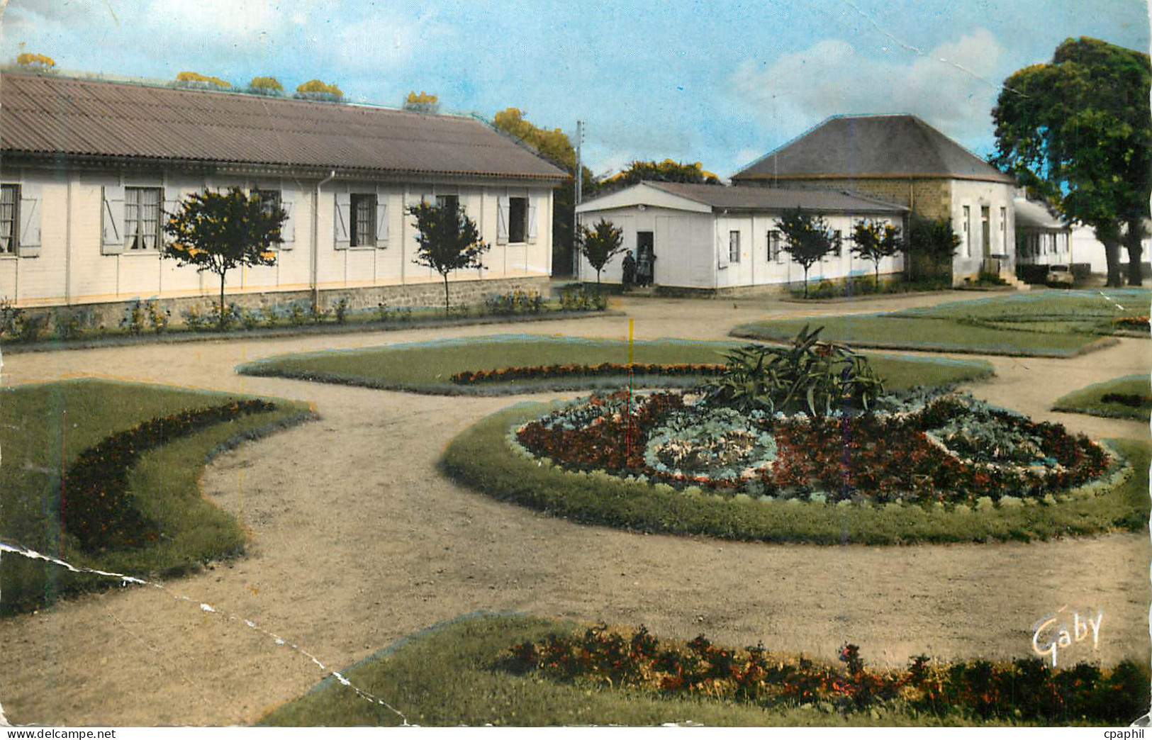 CPM La Ferte Mace (Orne) L'Etablissement de Cures et les Jardins