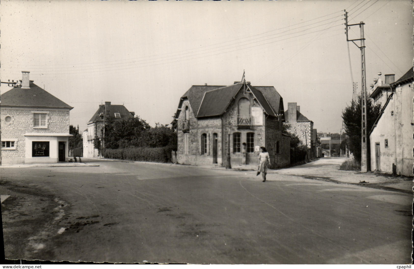CPM La Guerche de Bretagne Le Bouridol Rue de Vitre et de Verdun