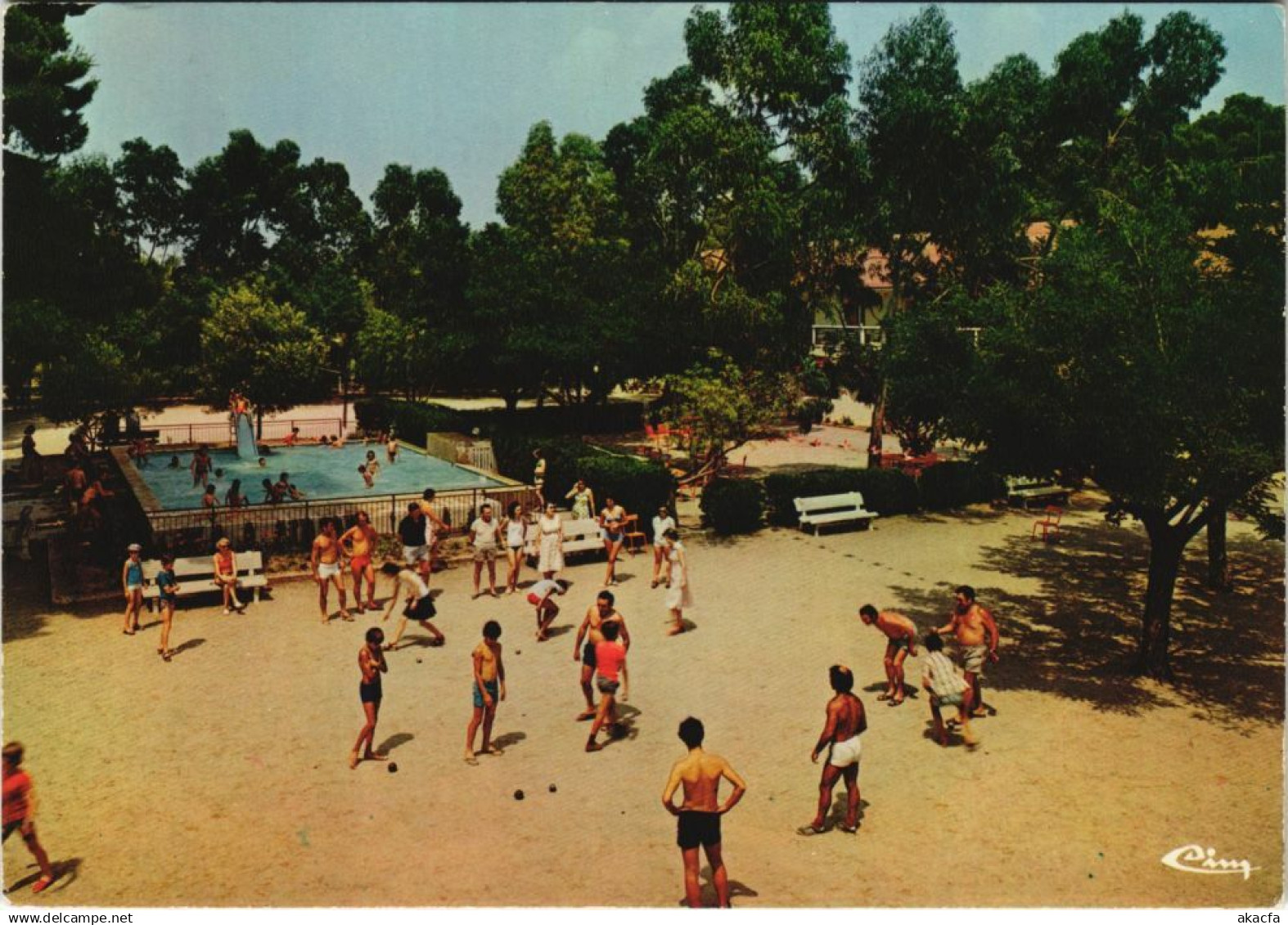 CPM LA LONDE-les-MAURES Vacances P.T.T. - Esplanade Centrale (1114236)