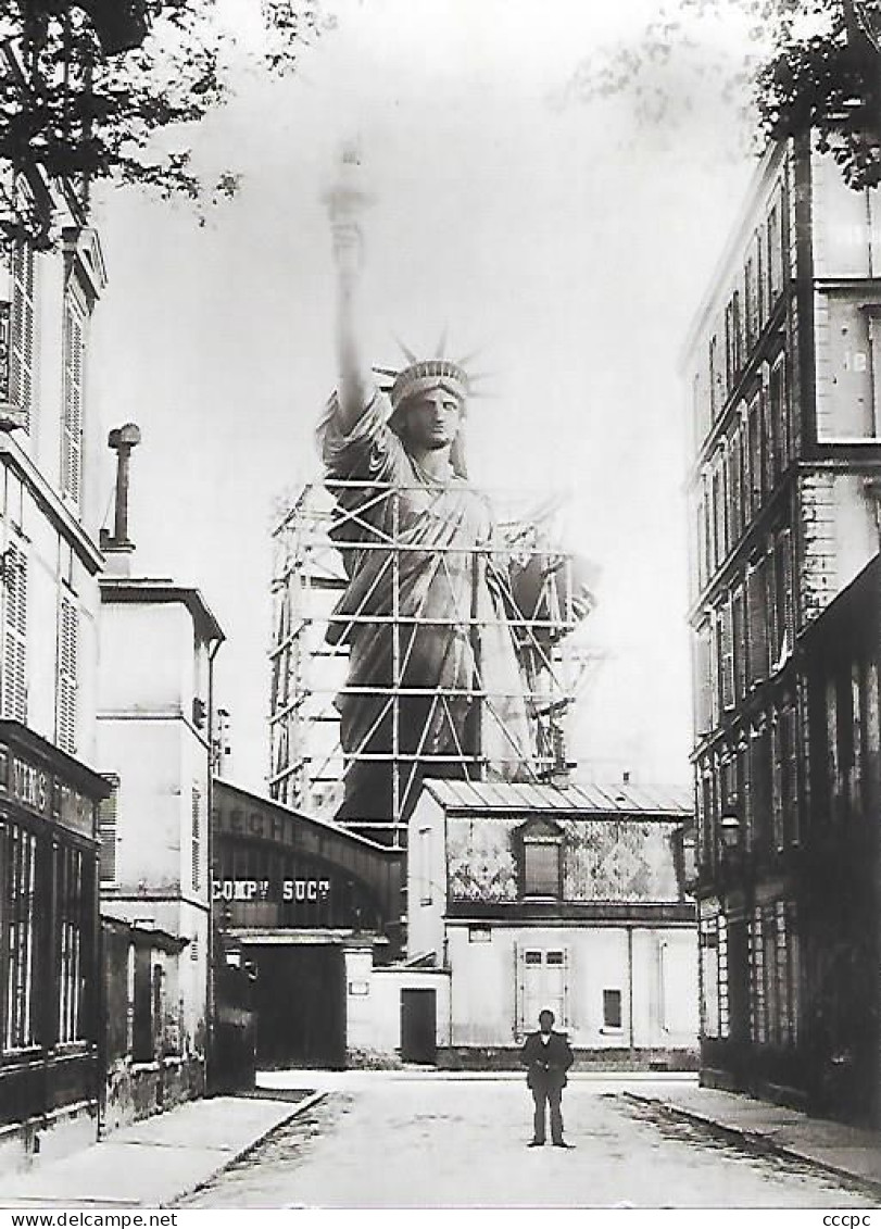 CPM La Statue de la Liberté dans l'atelier du Sculpteur Bartholdi rue Chazelles 1885