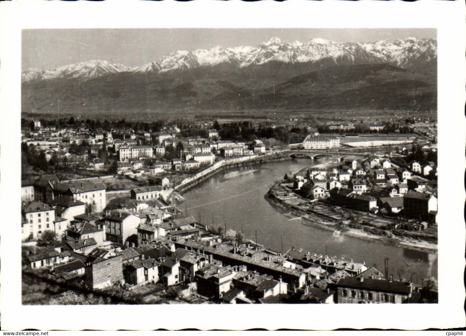 CPM La Tronche I'Ille Verte L'Isere Et Les Alpes