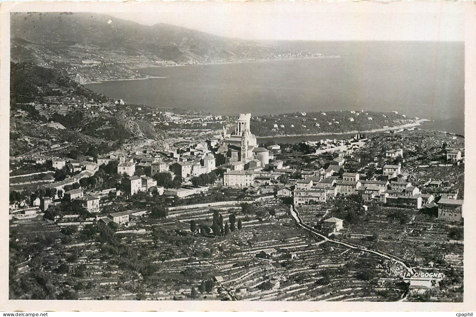 CPM La Turbie Vue panoramique sur la Turbie