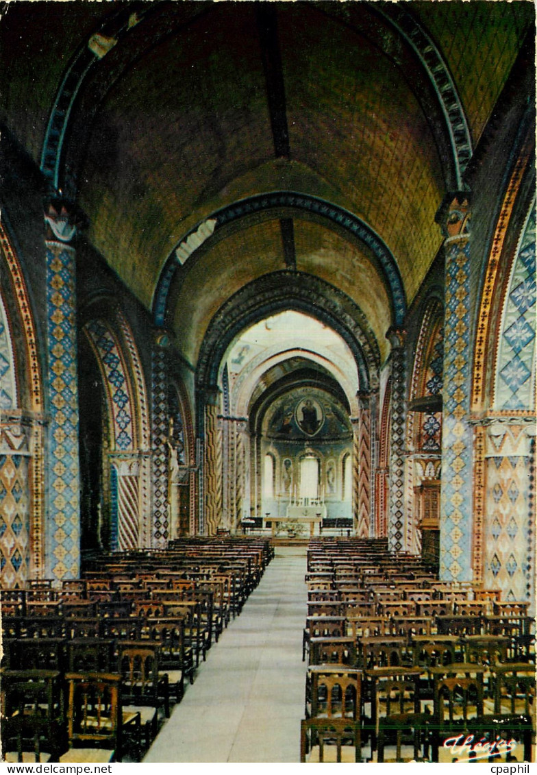CPM La Vienne Touristique Civray Interieur de l'eglise romane Saint Nicolas (XIIe s)