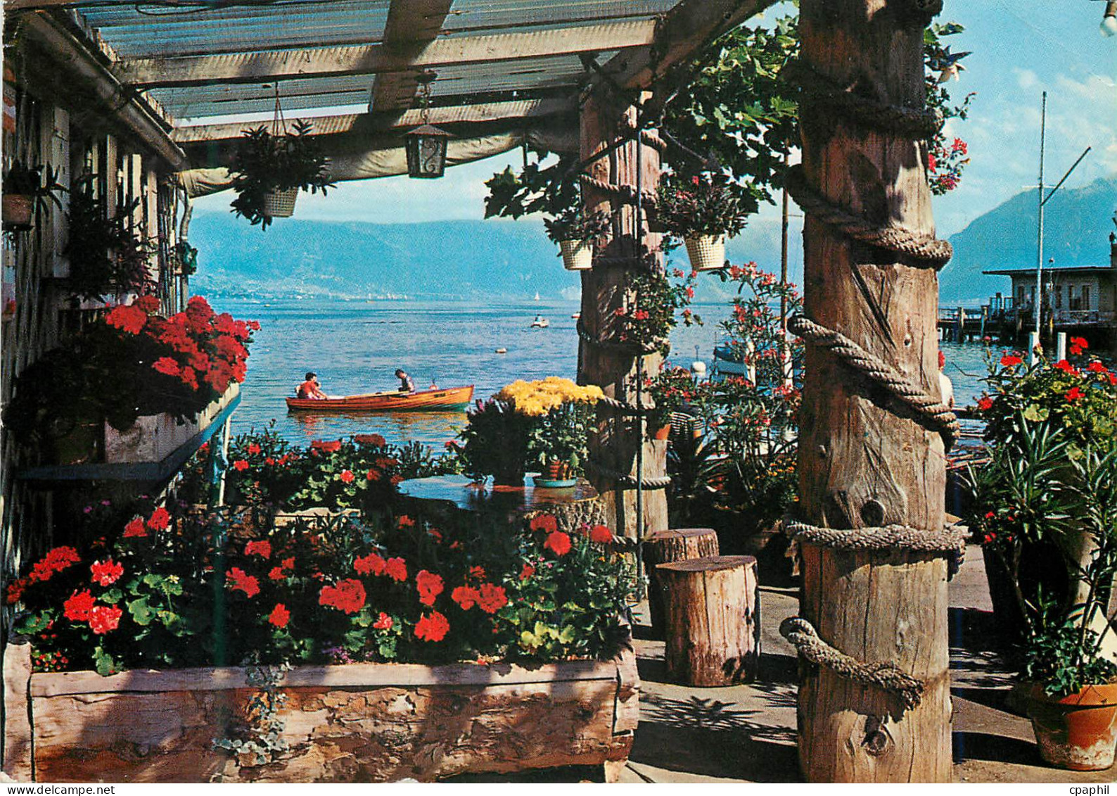 CPM Lac Leman Vue pittoresque sur le lac Leman