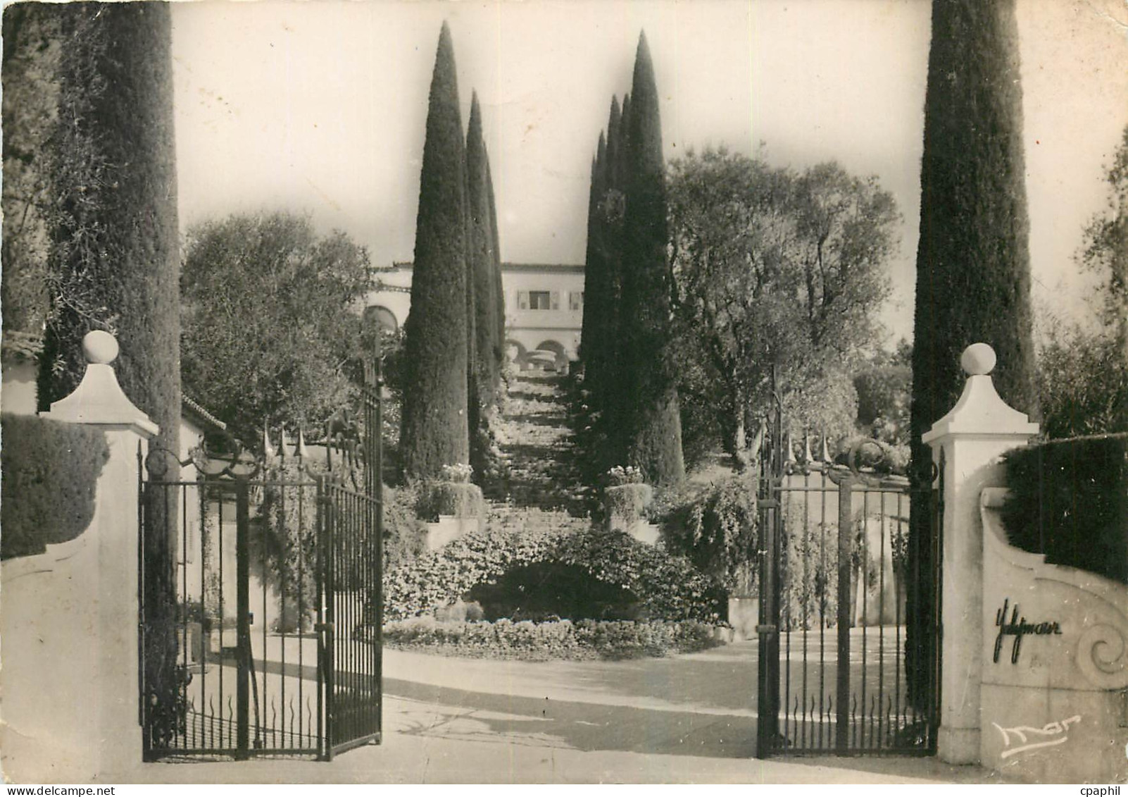 CPM Le Cannet AM Residence de l'Agha Khan Villa Yakimour