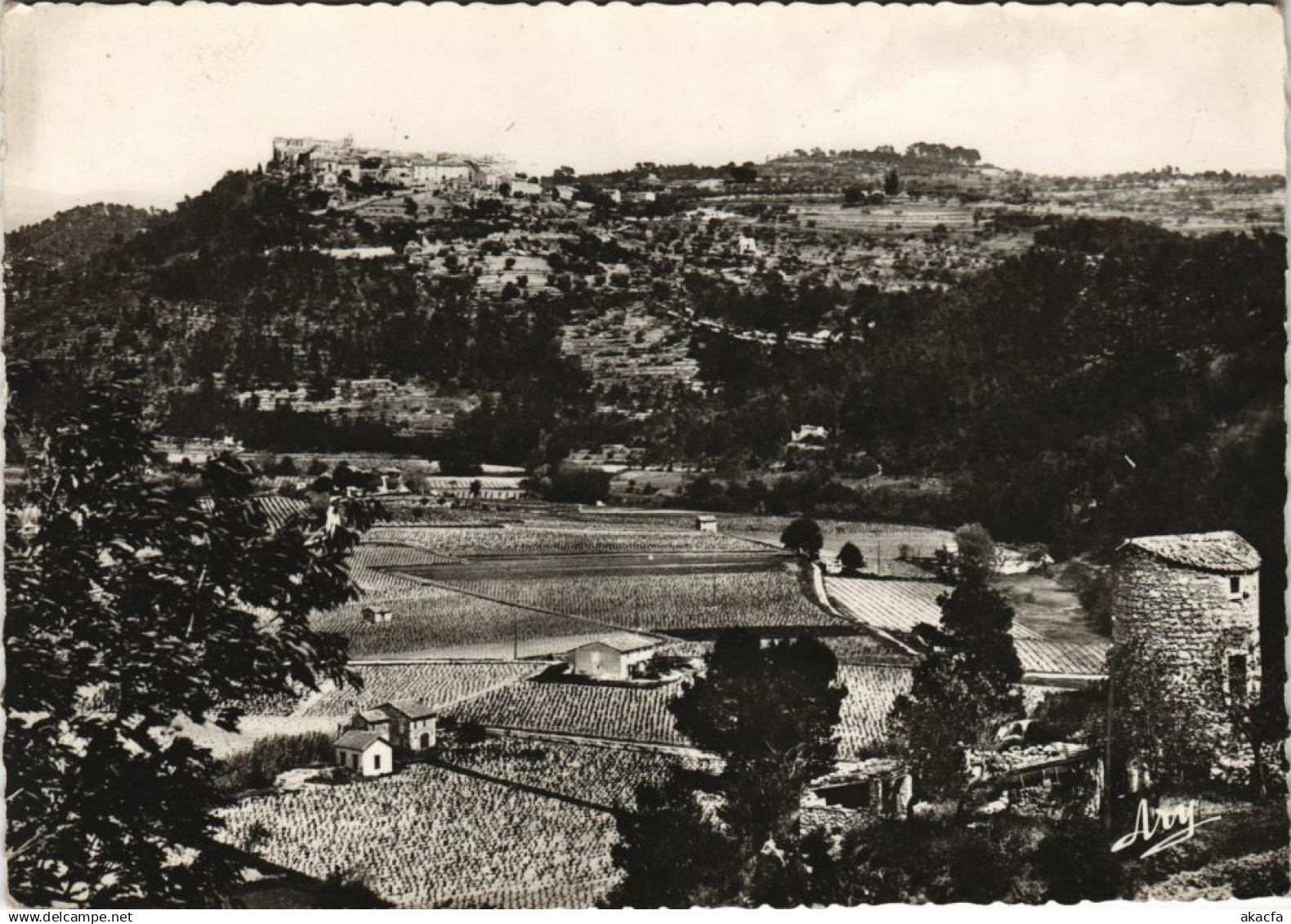 CPM LE CASTELLET Vu de la Cadiere d'Azur (1113712)