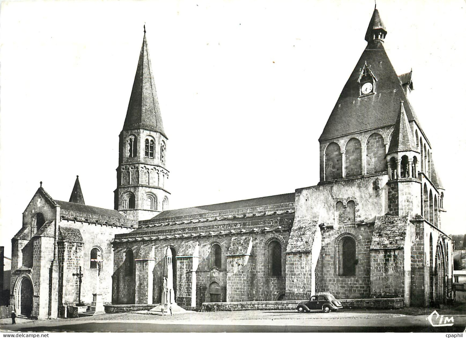 CPM Le Dorat (Hte Vienne) L'Eglise Collegiale