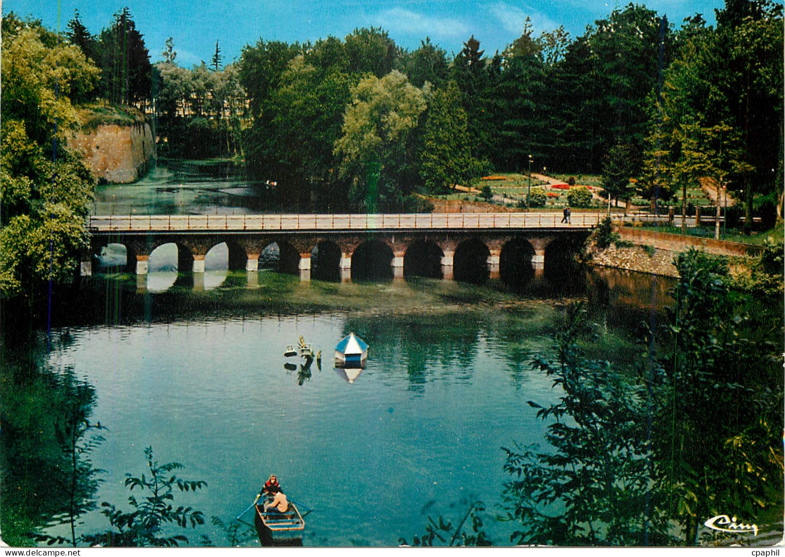 CPM Le Quesnoy (Nord)Le lac Vauban