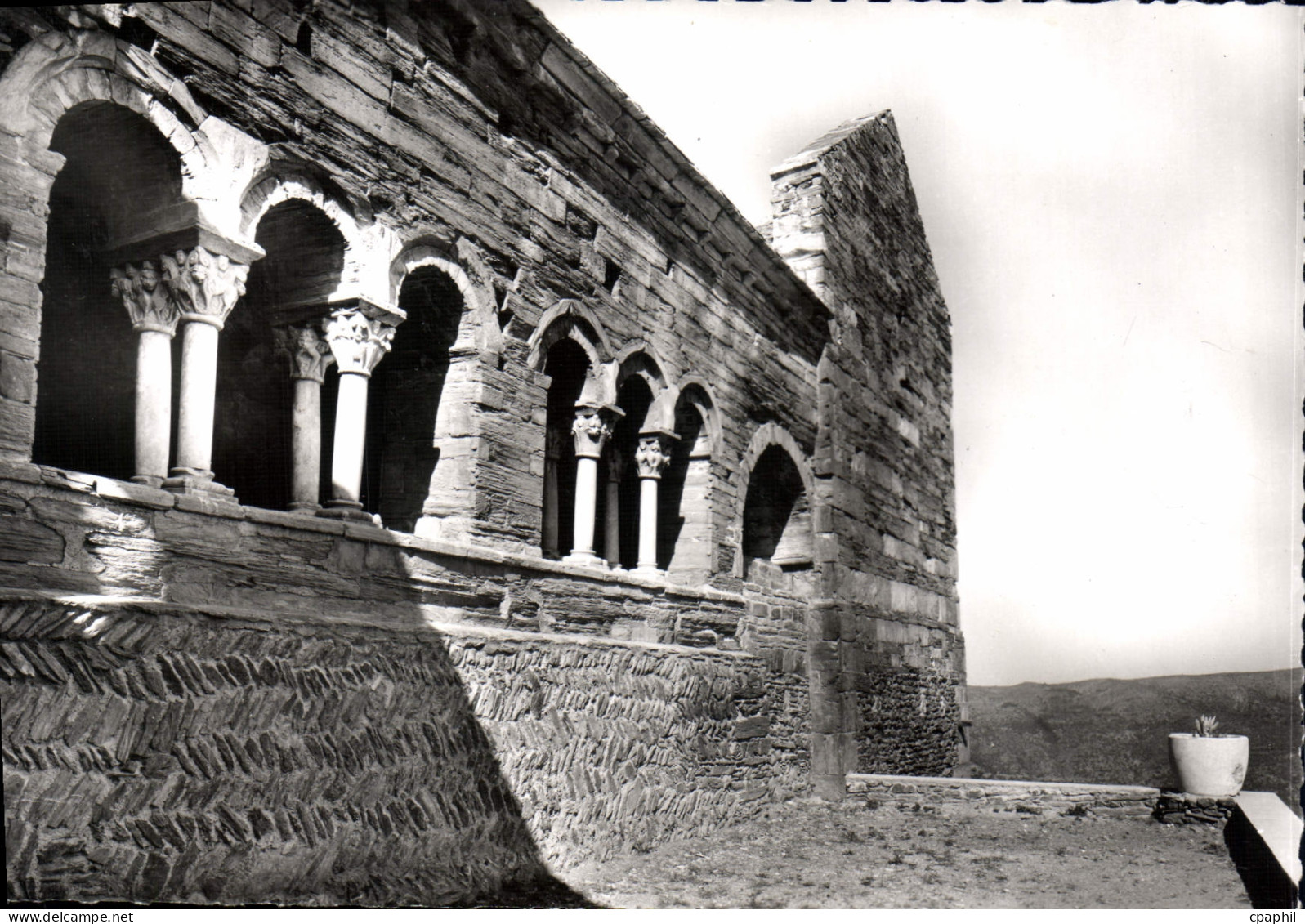 CPM Le Roussillon Prieure de ND de Serrabone