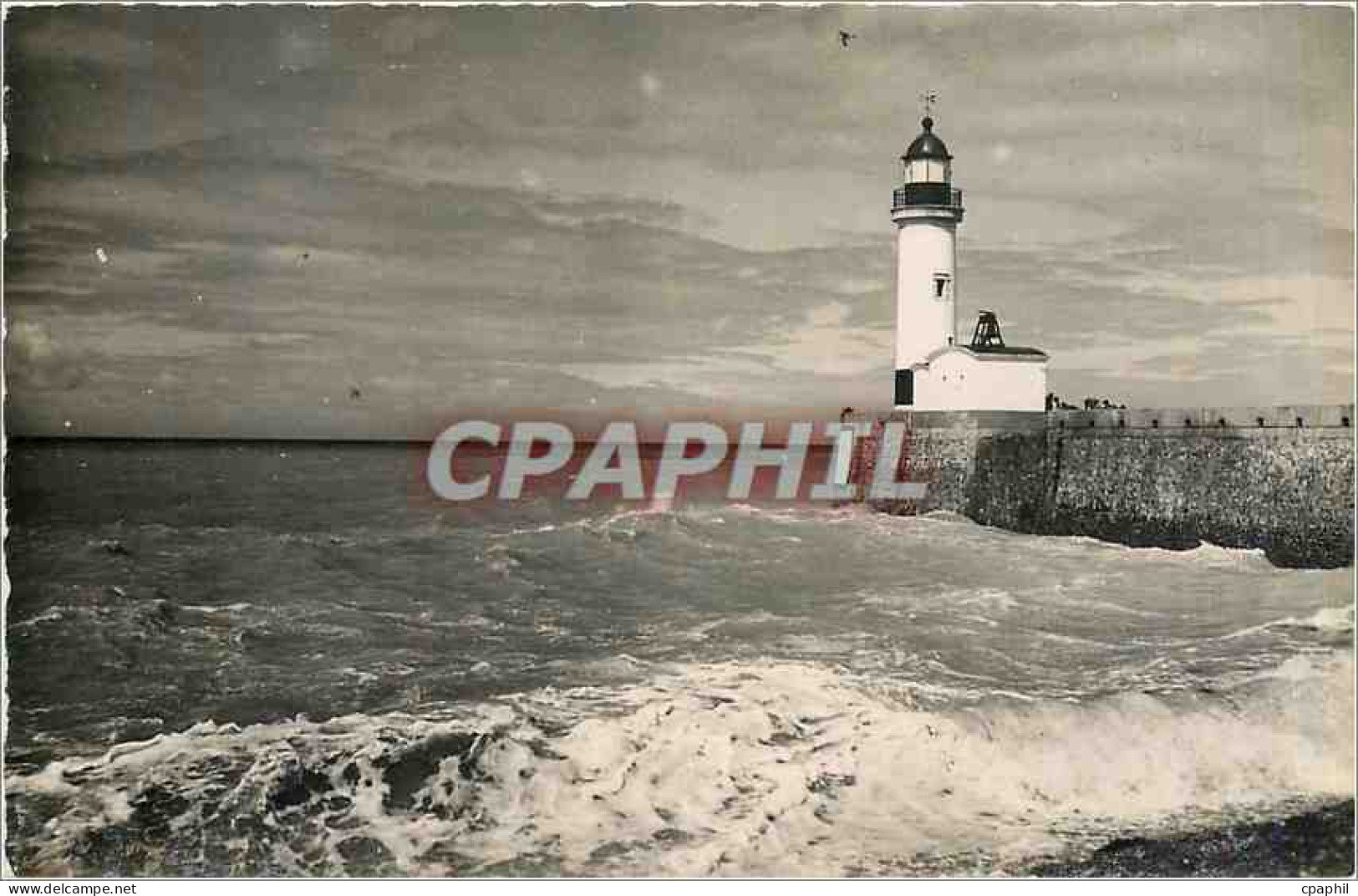 CPM Le Treport Le Phare