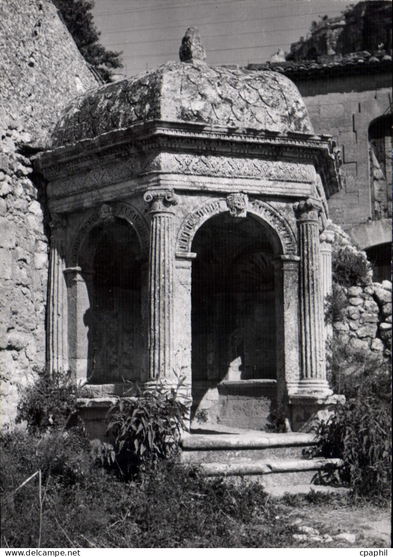 CPM Les Baux De Provence