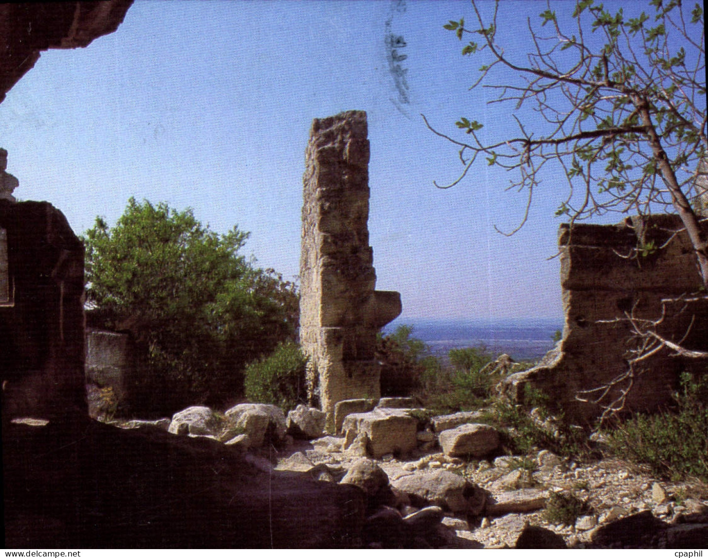 CPM Les Baux de Provence