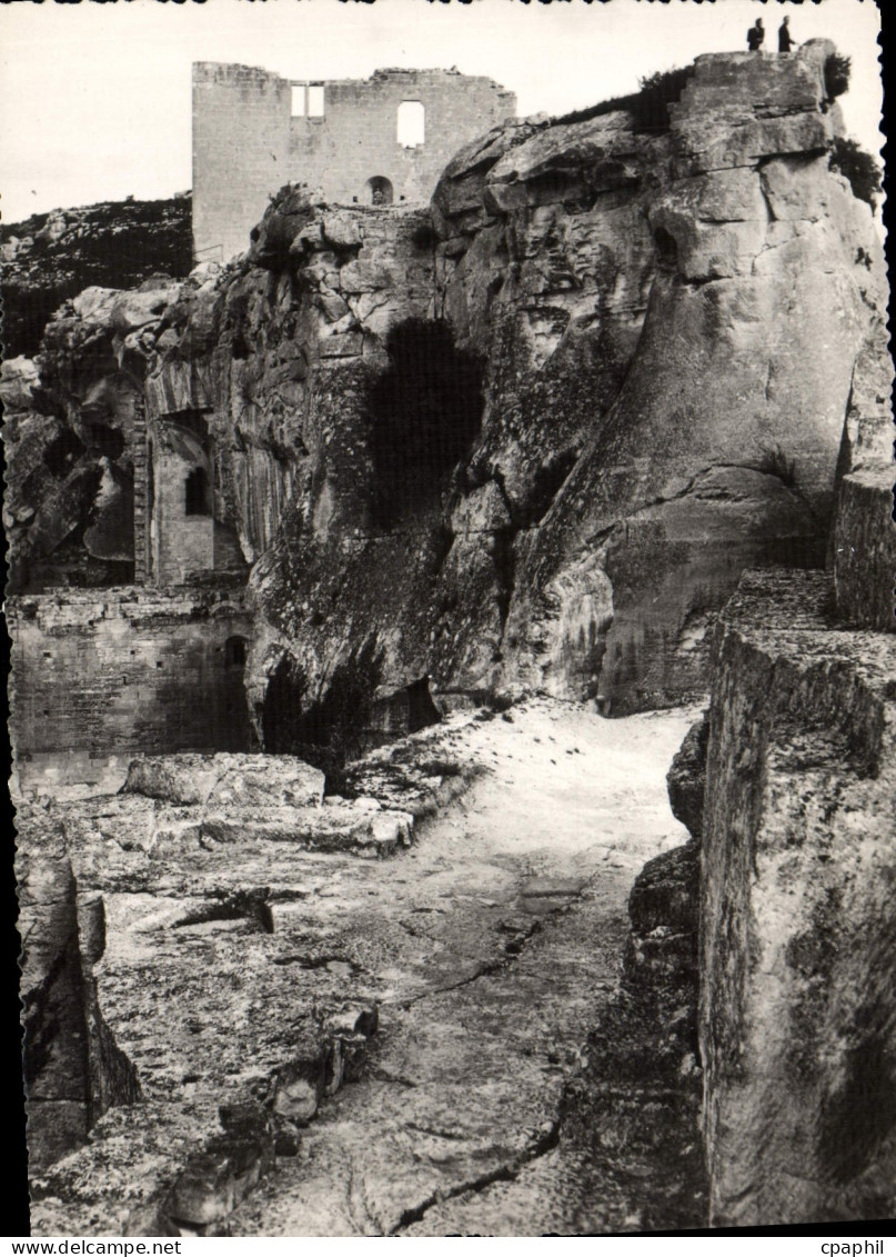 CPM Les Baux De Provence Ruines de l'ancien Chateau