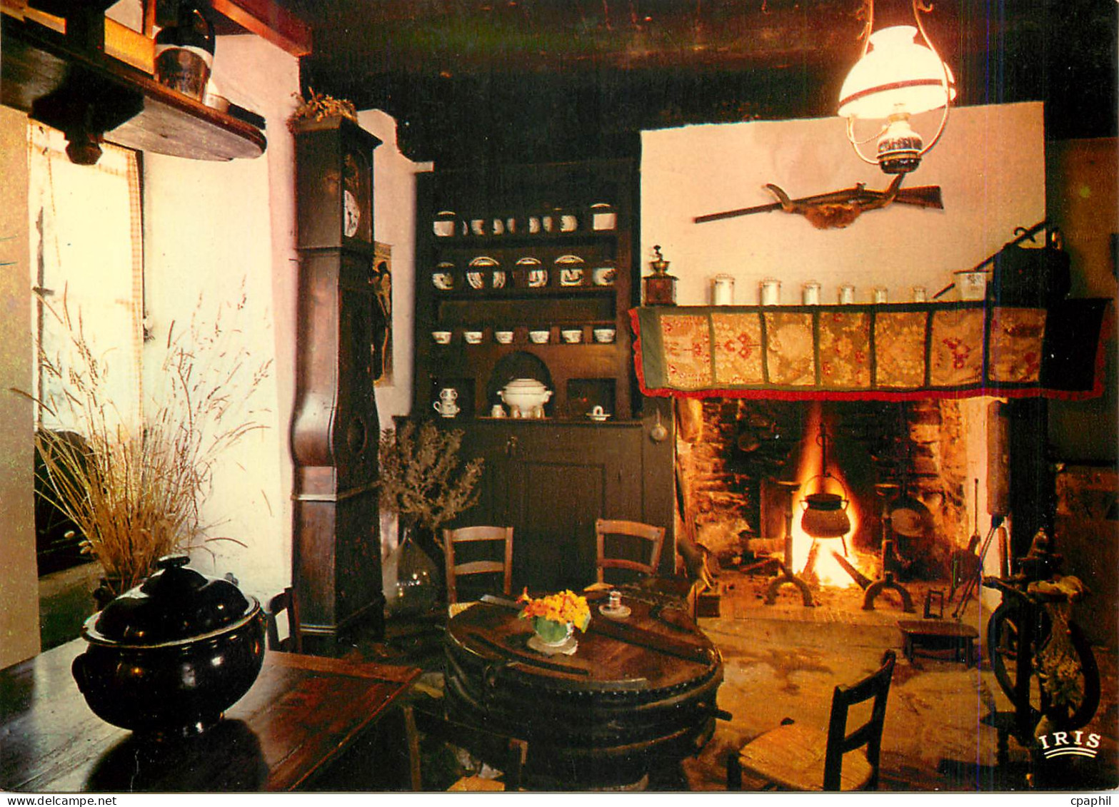 CPM Limousin Pittoresque Interieur Campagnard